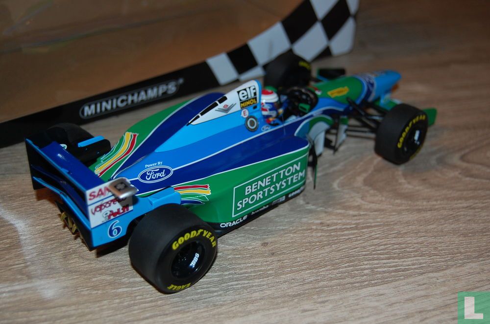 Benetton B194 #6
