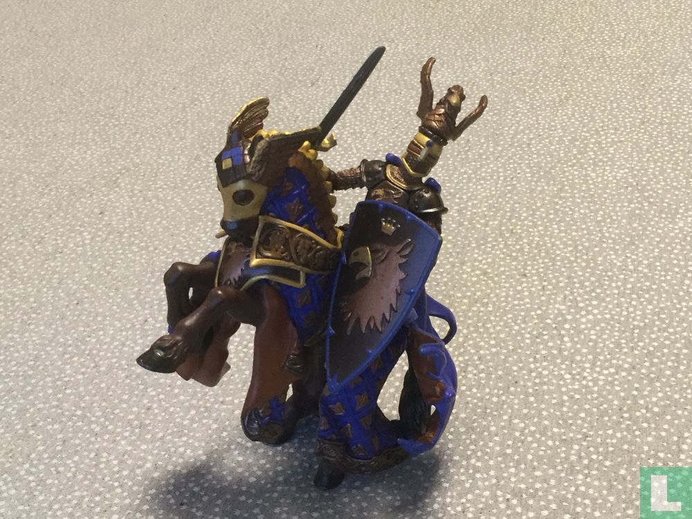 Weapon master Eagle