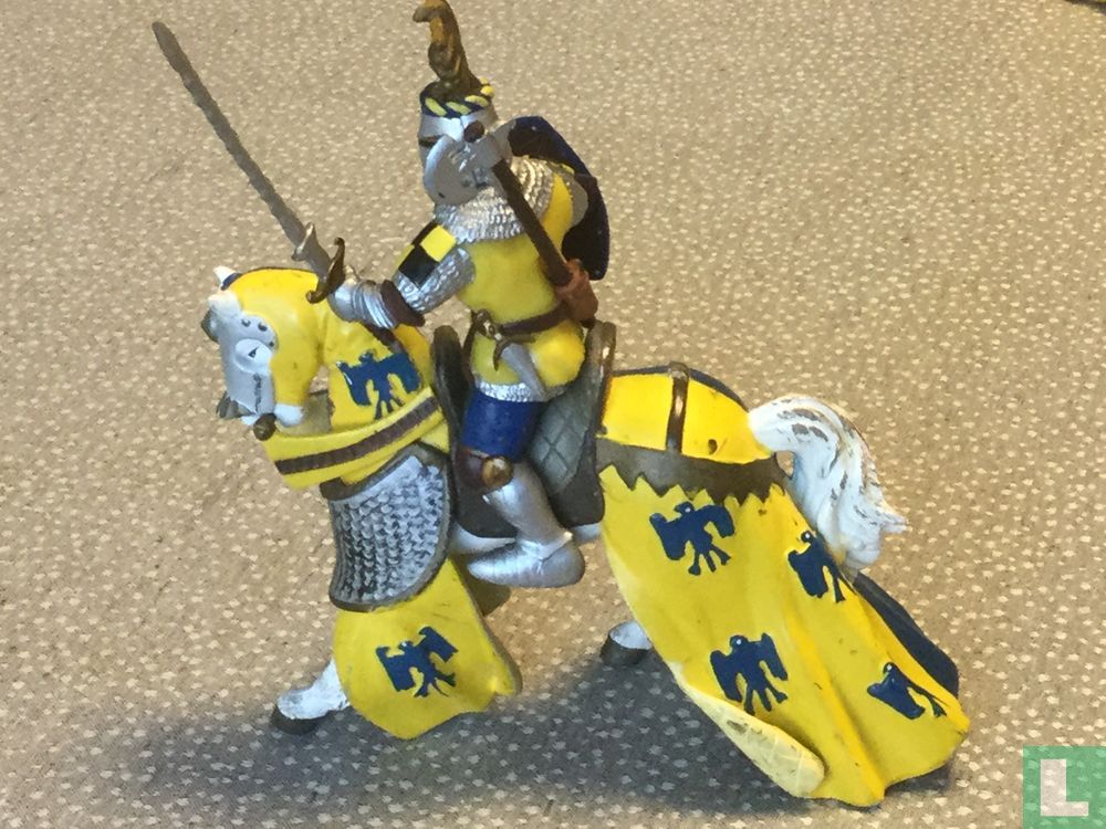 Crested knight blue