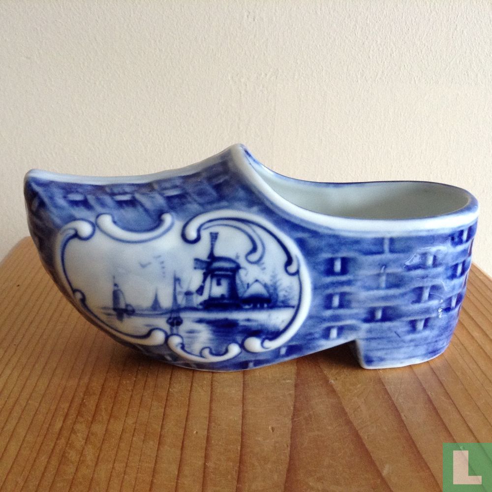 chaussure en porcelain