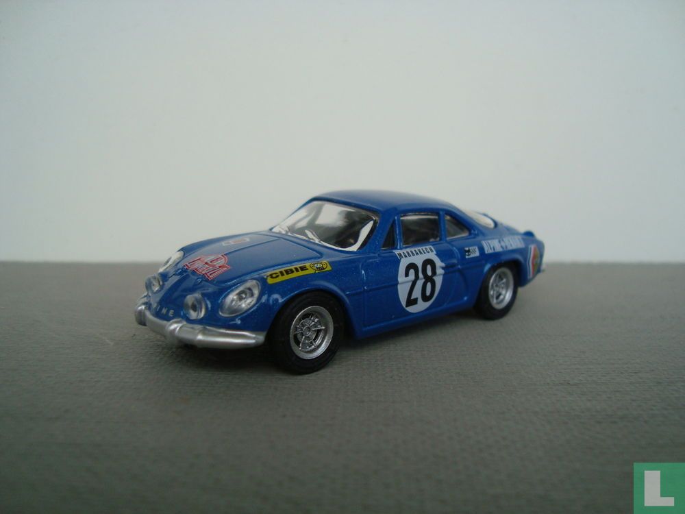 Alpine A110 #28