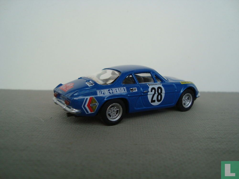 Alpine A110 #28