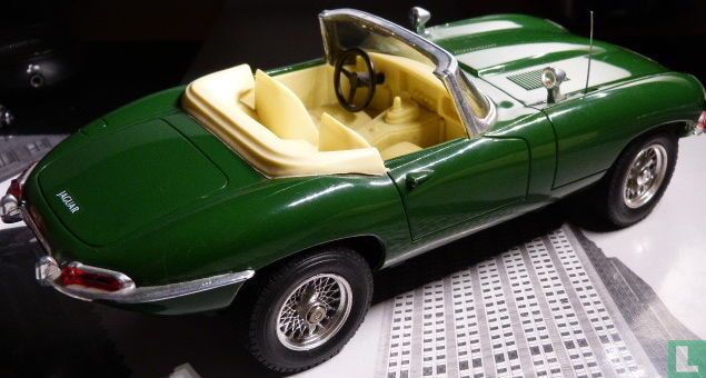 Jaguar E-type