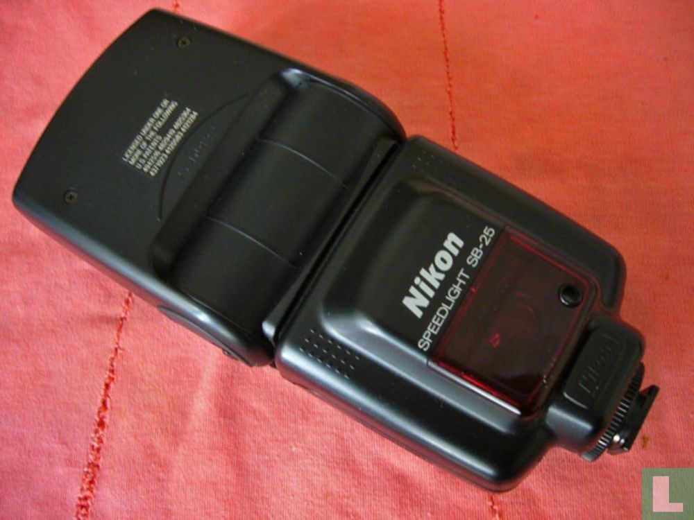 Nikon Speedlight SB-25