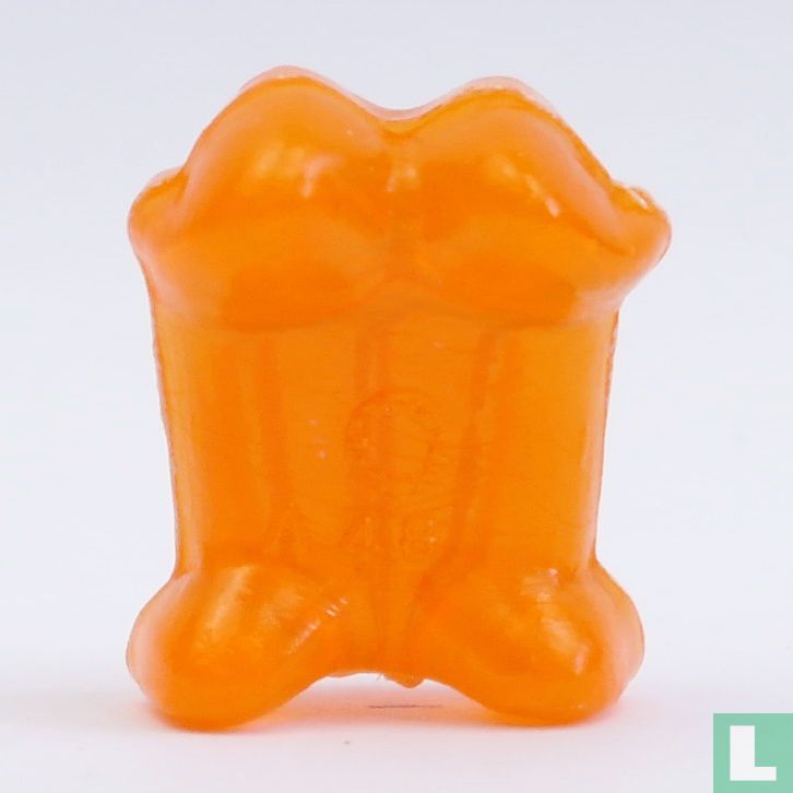 Buck [t] (orange)