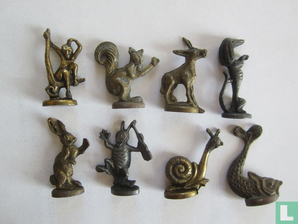 Monkey (Brass color)