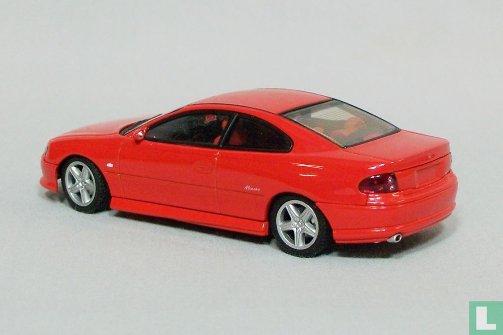 Holden V2 Monaro CV8