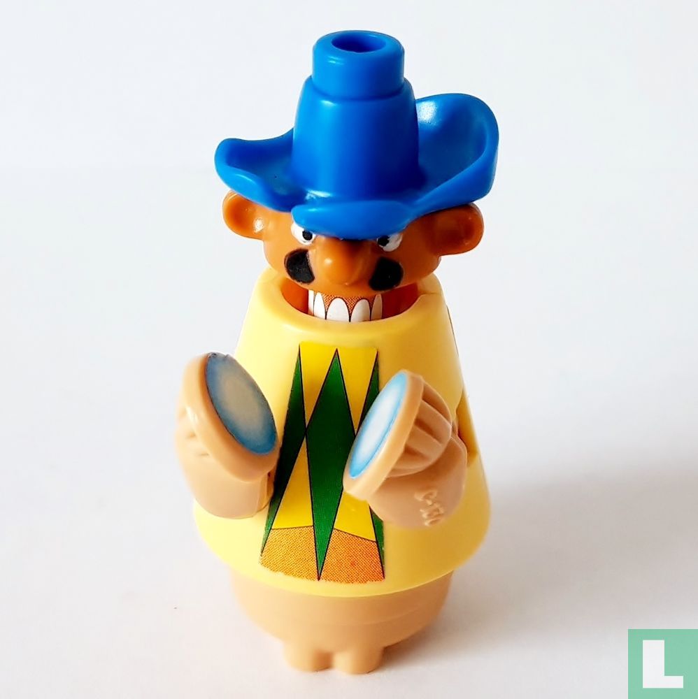 Ramon, blue hat no 2