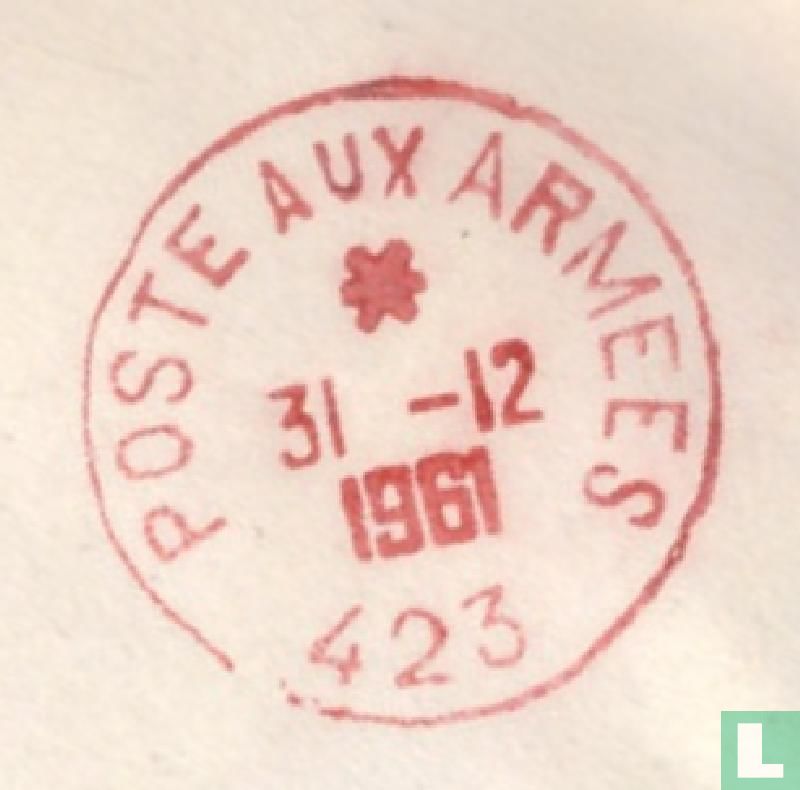 423 - Poste aux Armees