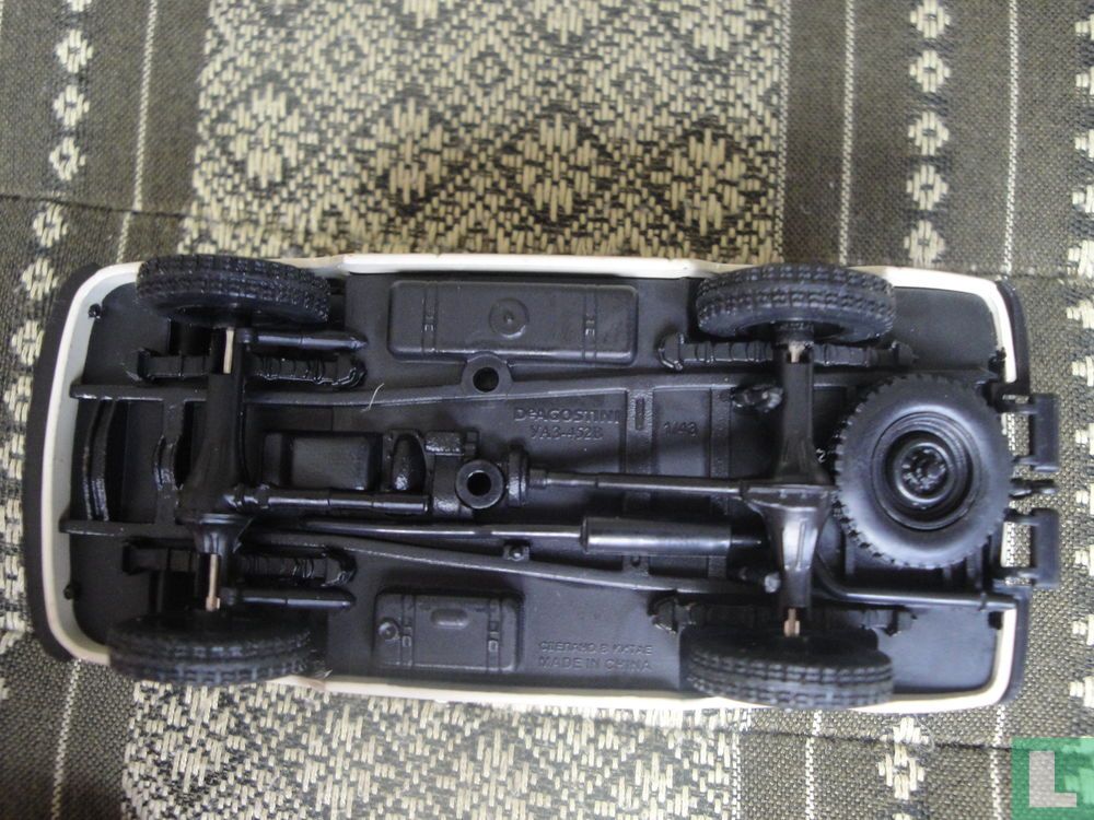 UAZ 452B