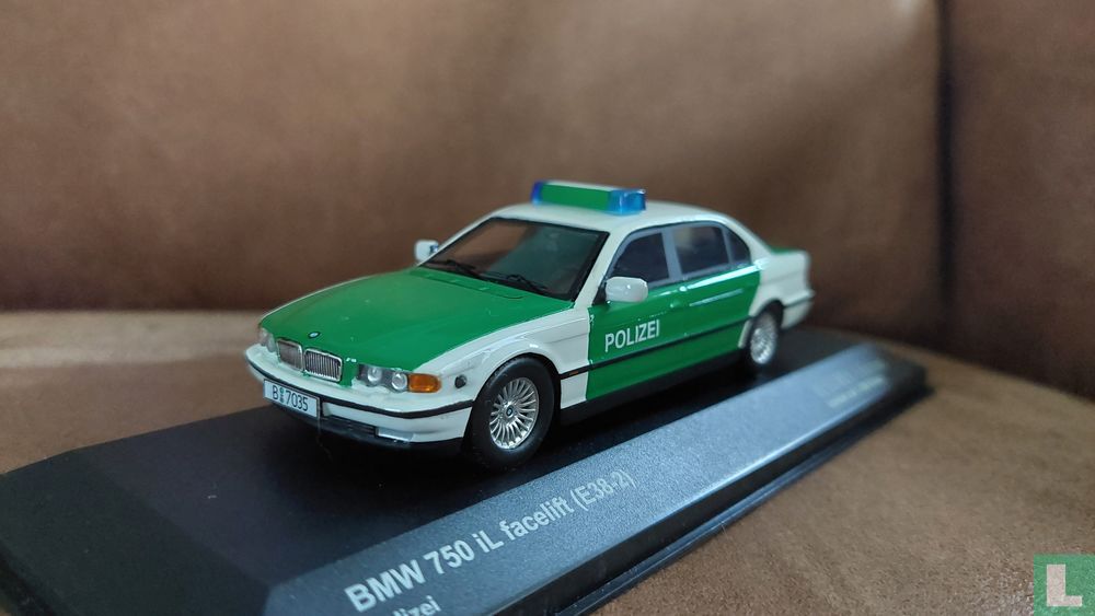 BMW 750 iL Facelift (E38-2) 'Polizei'