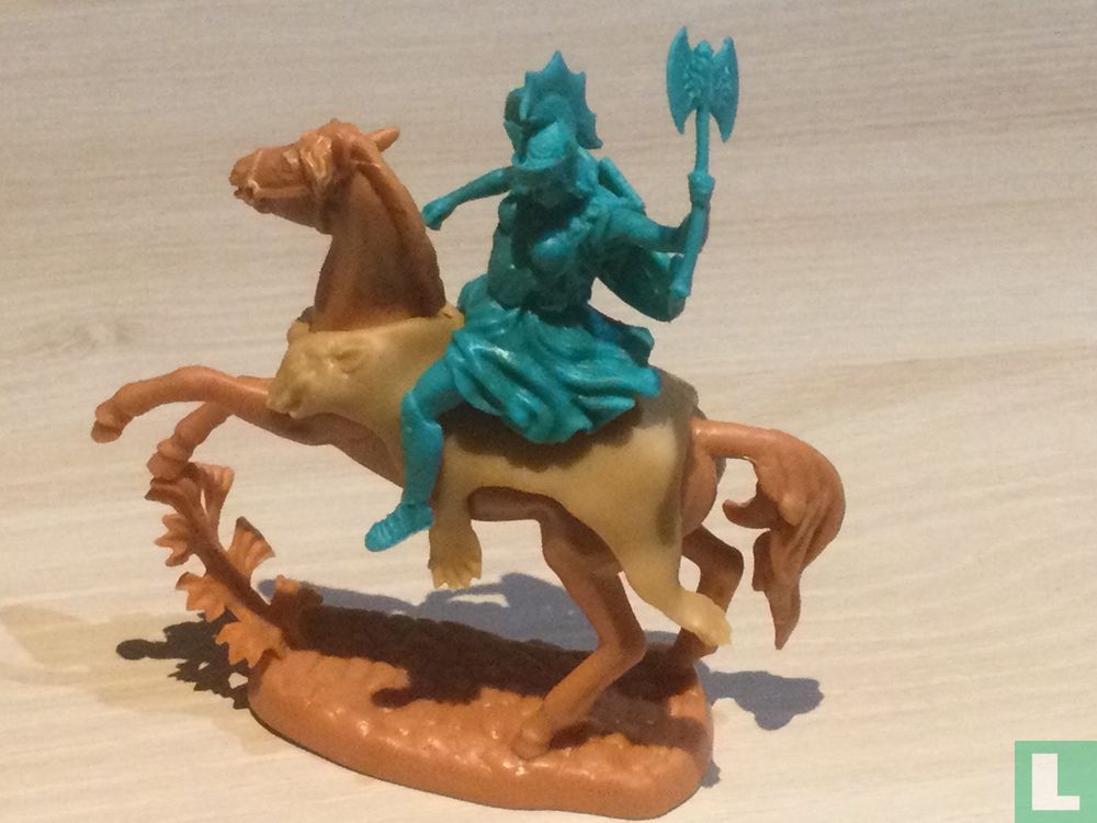 Guerrier amazonien à cheval