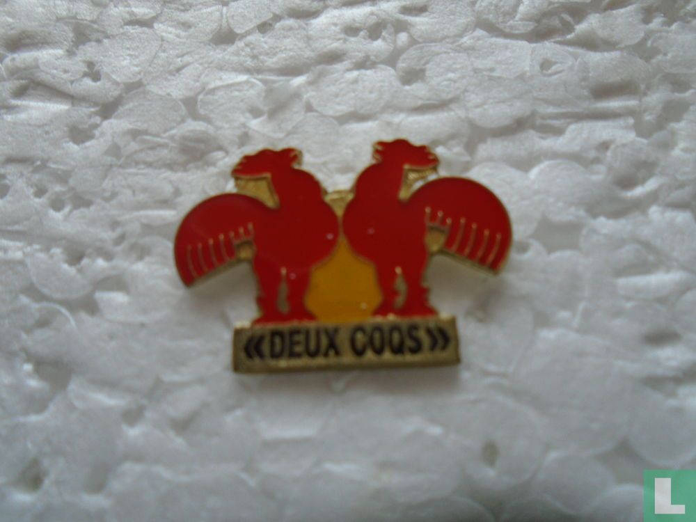 "Deux Coqs"