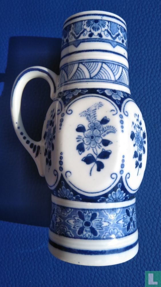 Jug - Delft