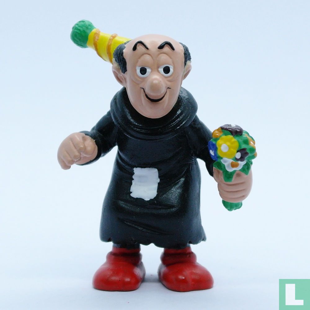 Gargamel with party hat