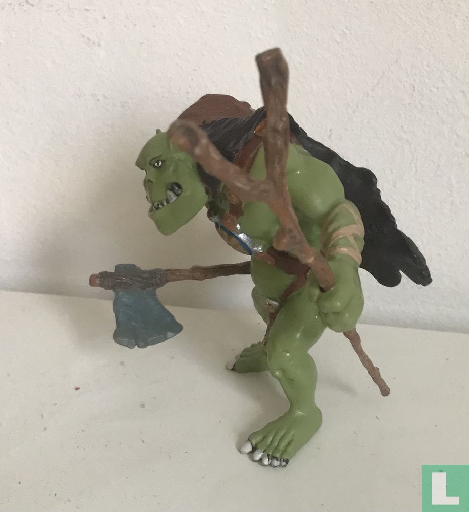 Orque à la hache