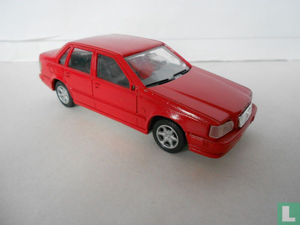 Volvo 850 GLT Prototype AHC