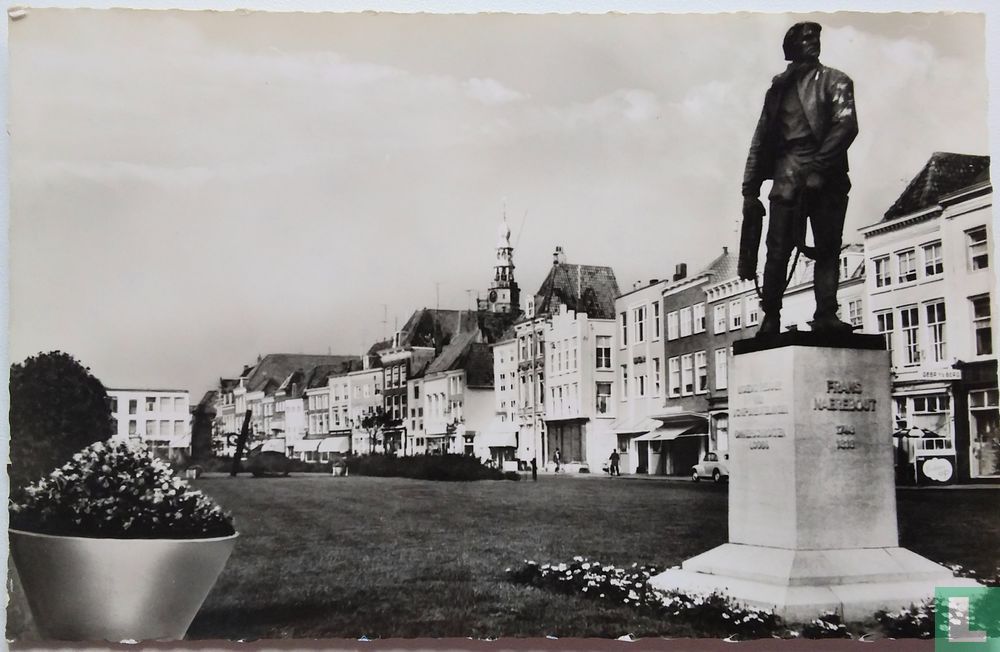 Standbeeld Frans Naerebout