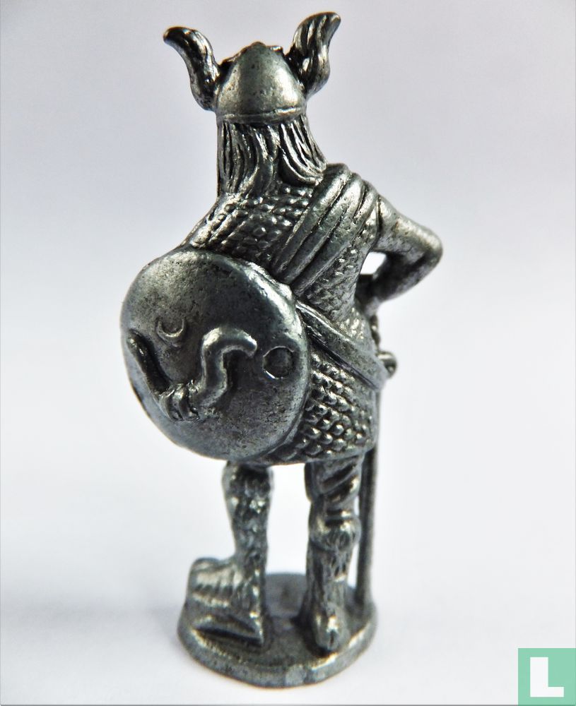 Viking avec épée et bouclier (fer)