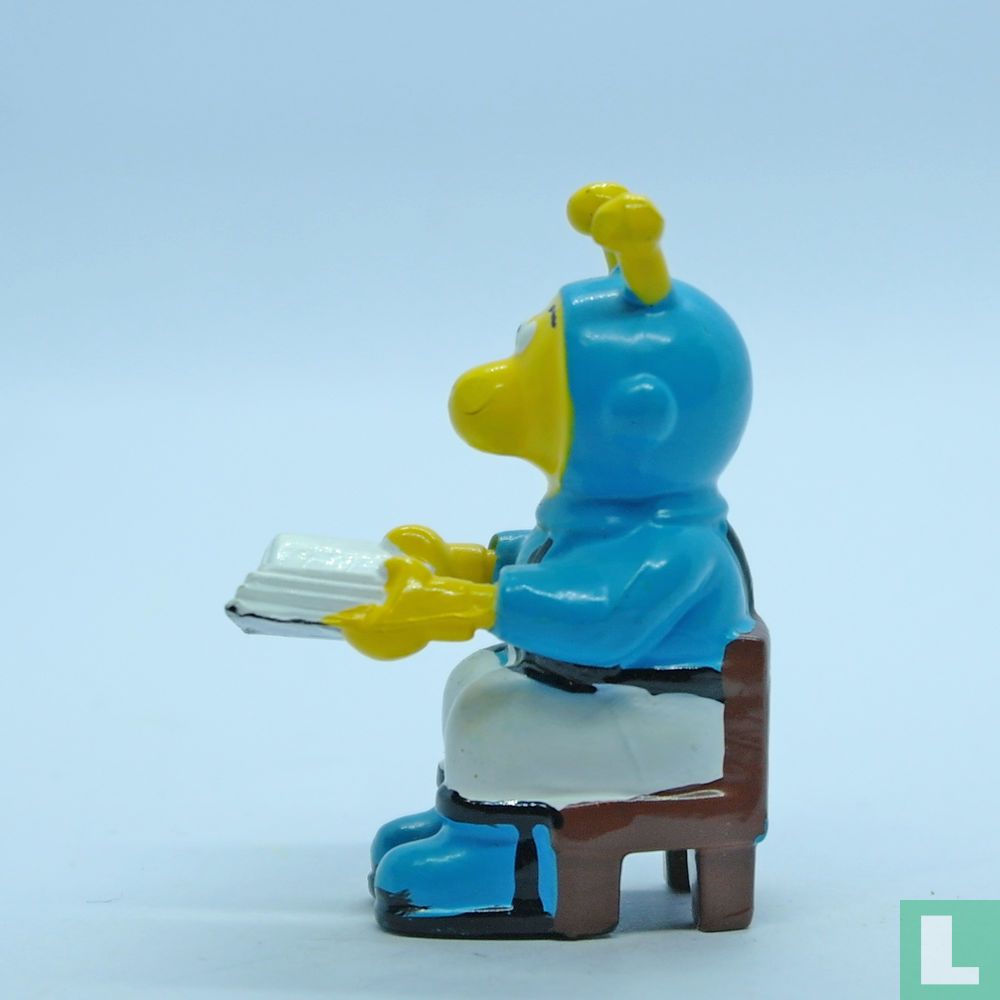 Schüler mit Buch