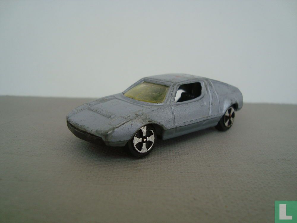 Maserati Bora