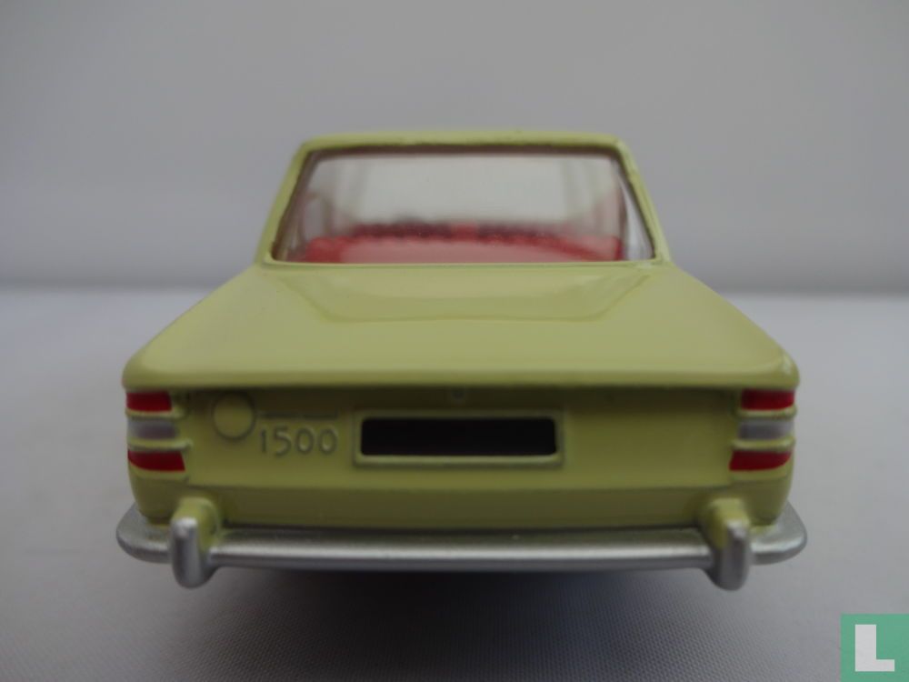 BMW 1500