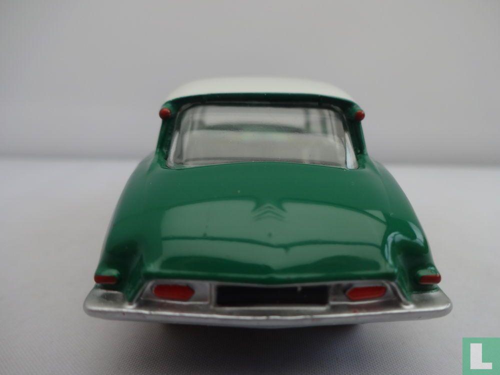 Citroën DS 19
