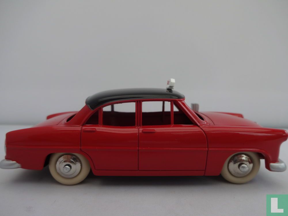 Simca Versailles Taxi (prototype)