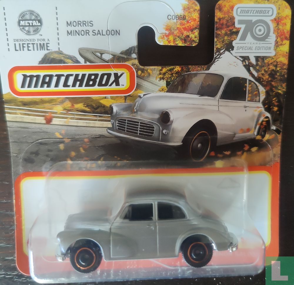 Morris Minor Saloon