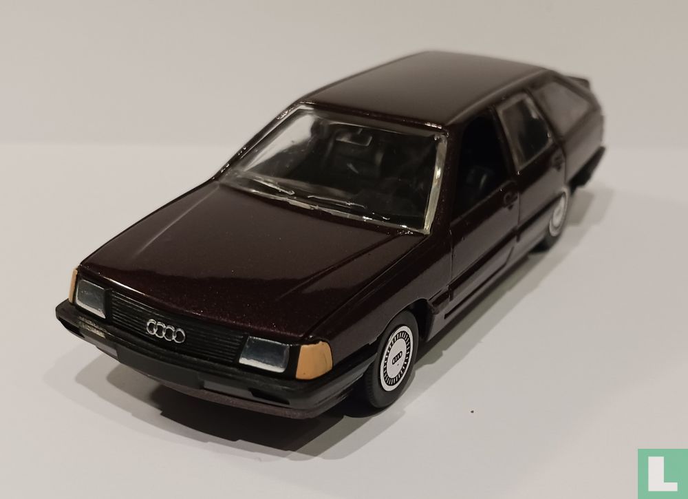 Audi 100 Avant