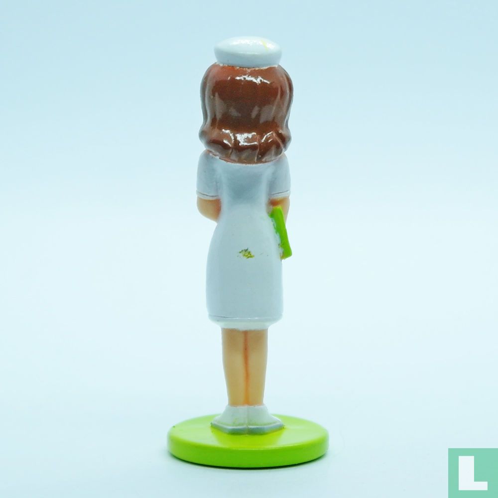 Nurse (green)