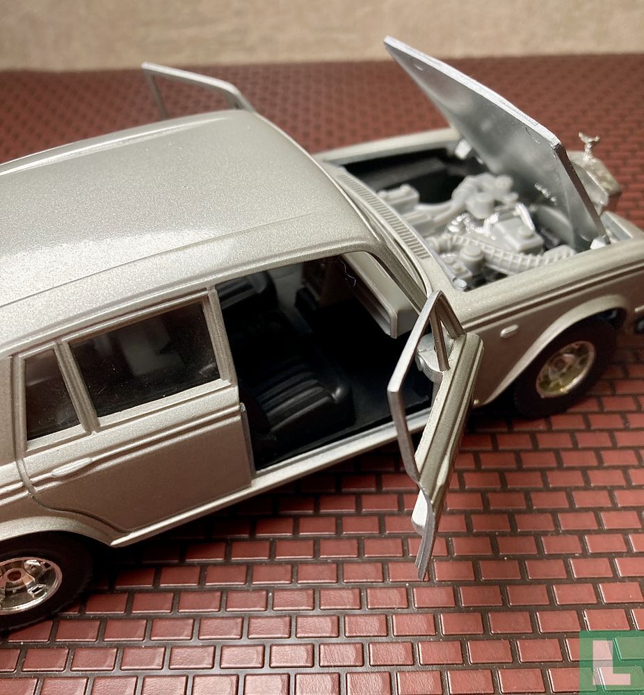Rolls-Royce Silver Shadow II