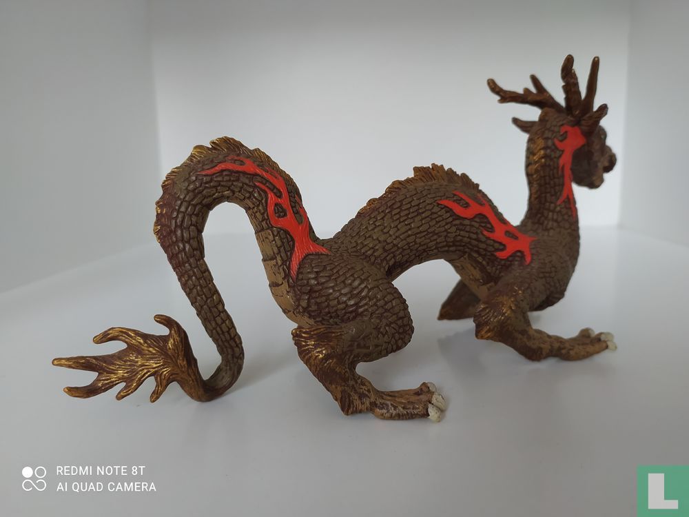 Dragon du soleil levant