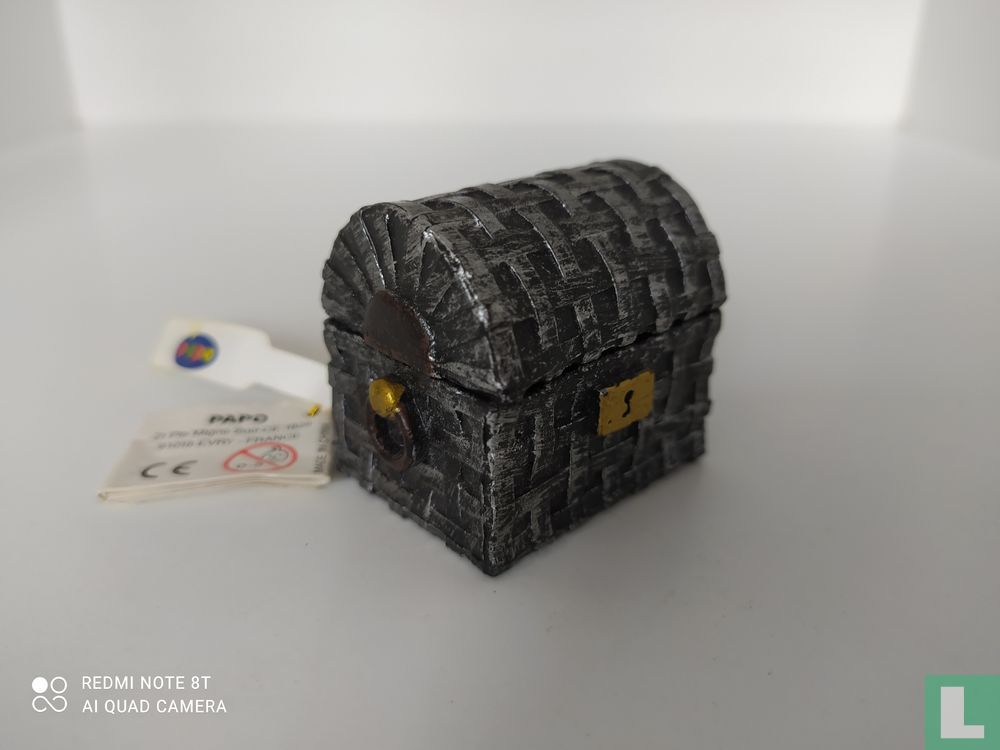 Treasure chest