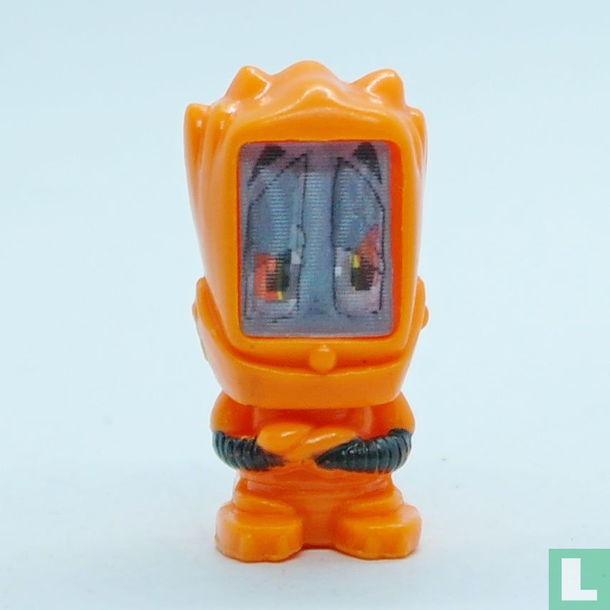 Xander (Orange)