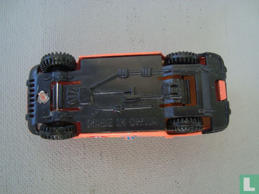 Jeep Grand Cherokee Rescue - Pioneer - LastDodo