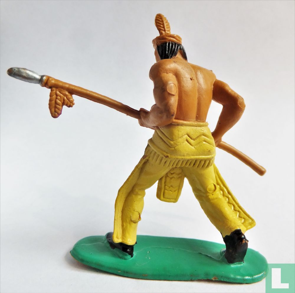 Indien avec lance