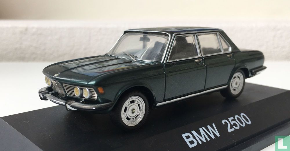 BMW 2500