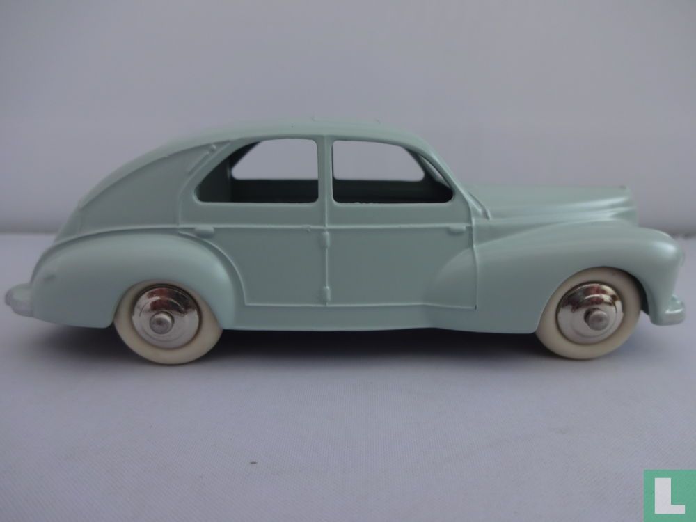 Peugeot 203