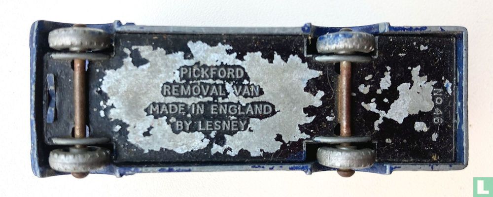 Guy Pickfords Removal Van