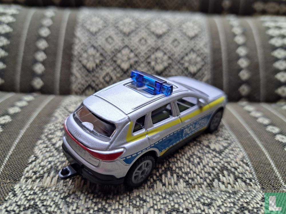Audi Q4 e-tron Polizei