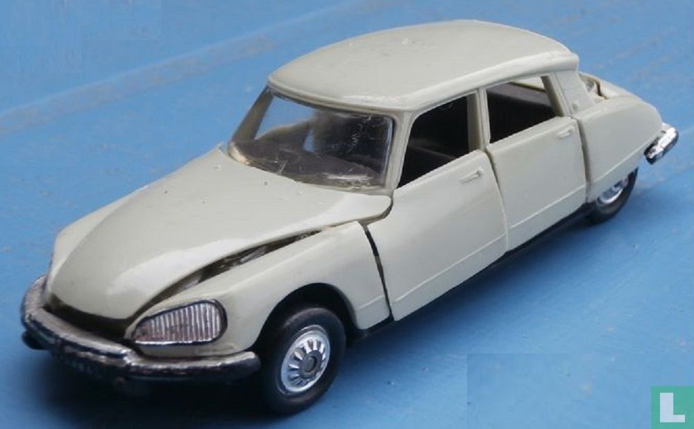 Citroen DS 21 berline