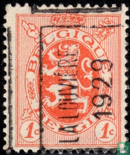 Heraldic lion