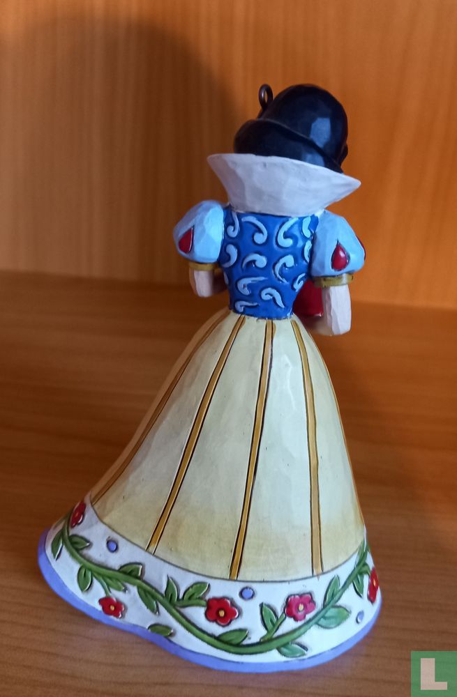 Schneewittchen mit Weihnachtsgeschenken