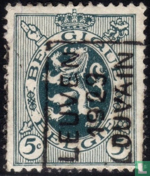 Heraldic lion