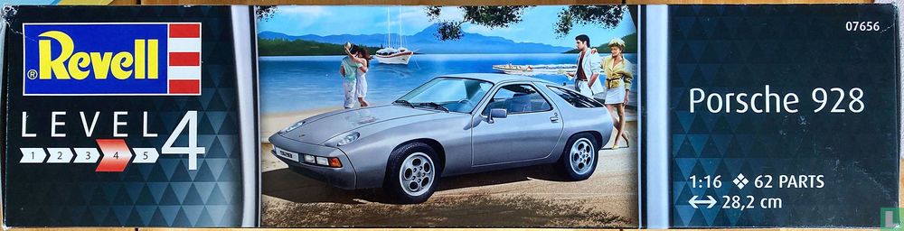 Porsche 928