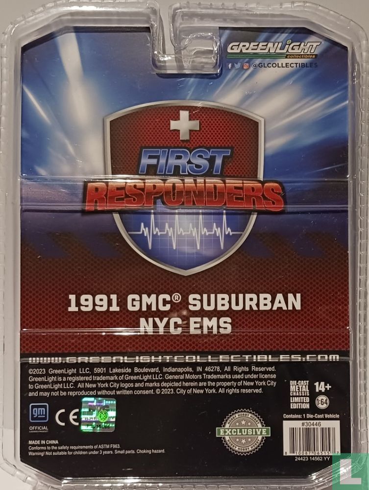 GMC Suburban 'NYC EMS'