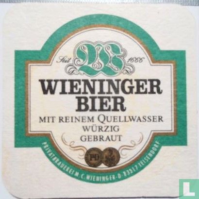 24 Beim Apres-Ski oder am Pool ...