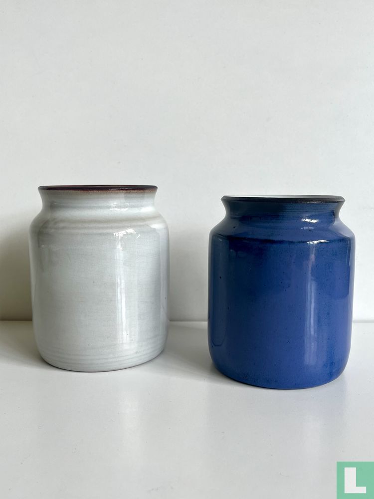 Vase 9 - gray