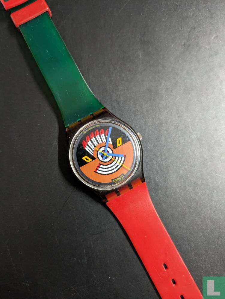 Swatch Ruffled Feathers